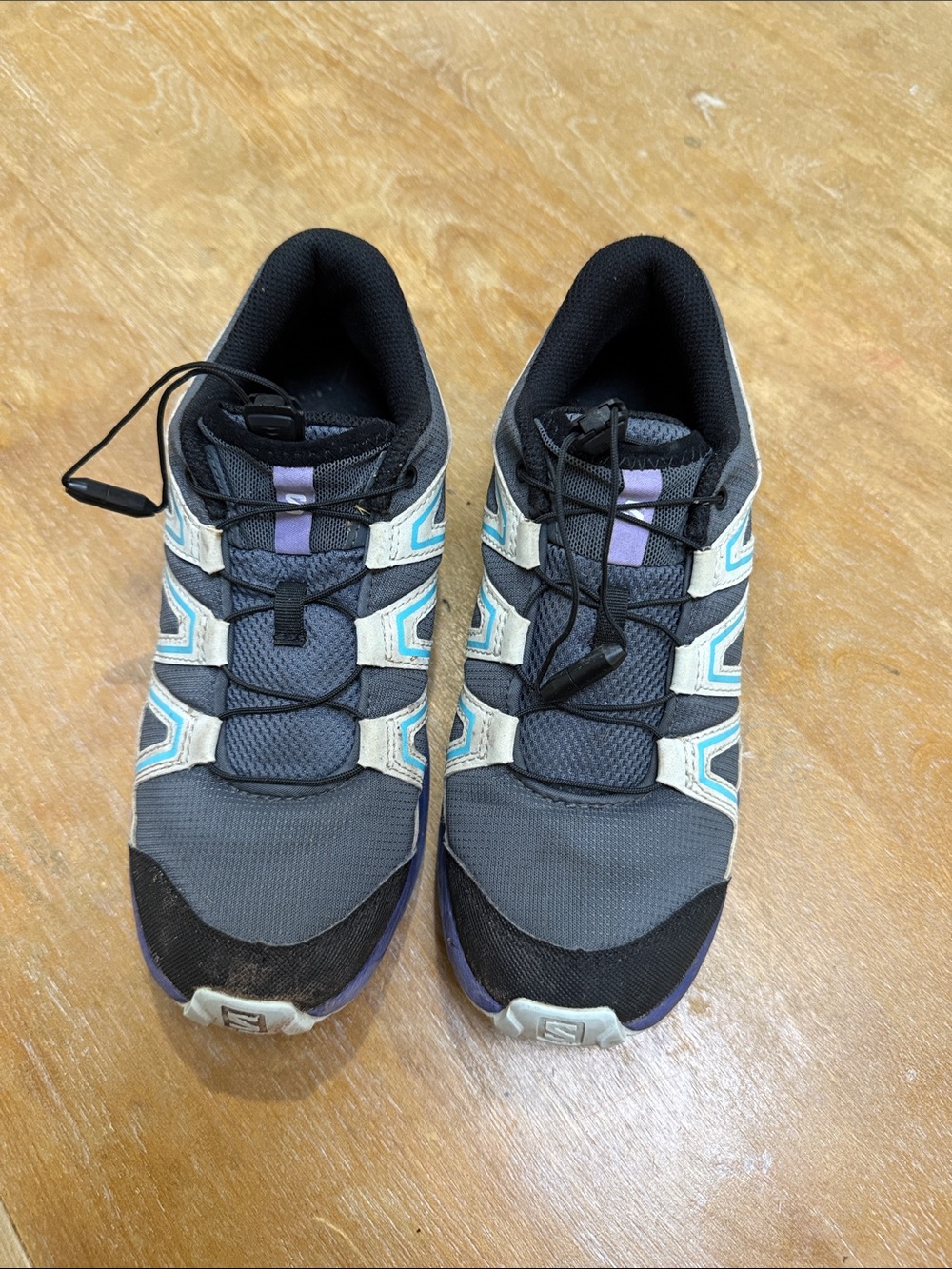 Salomon Women's Gray Athletic Shoes with Light Blue and Purple Accents